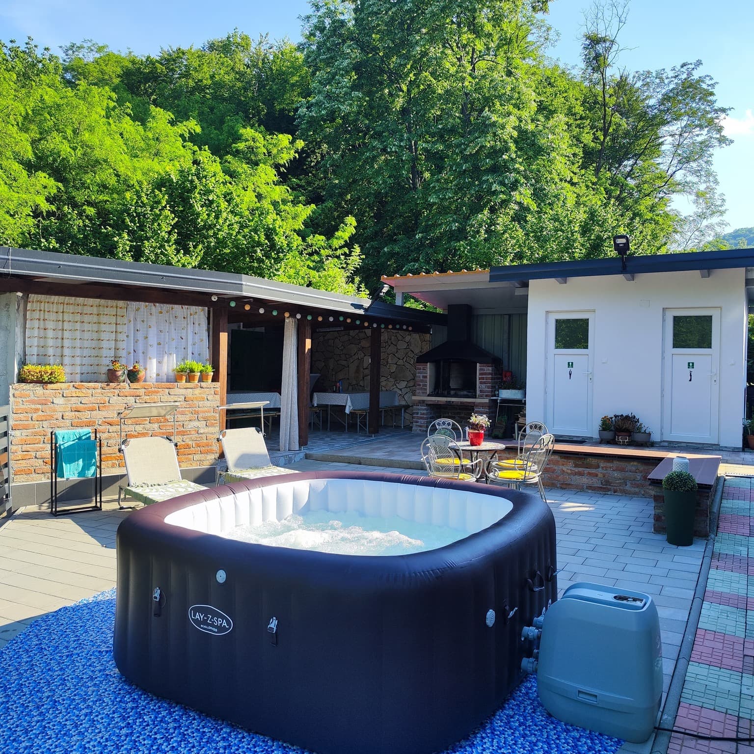hot_tub_1
